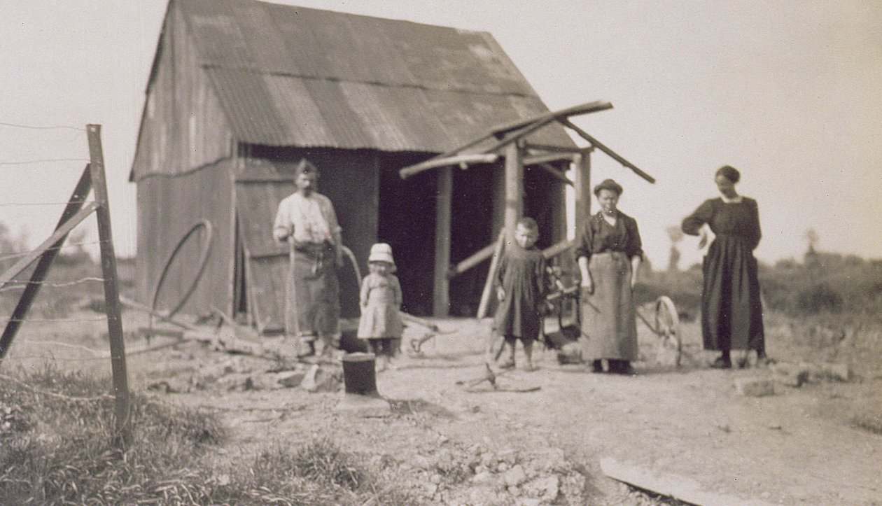 Gyermekek és családok az első világháború utáni Franciaországban, Lens, Pas-de-Calais, 1919 alkotó: American Photographer