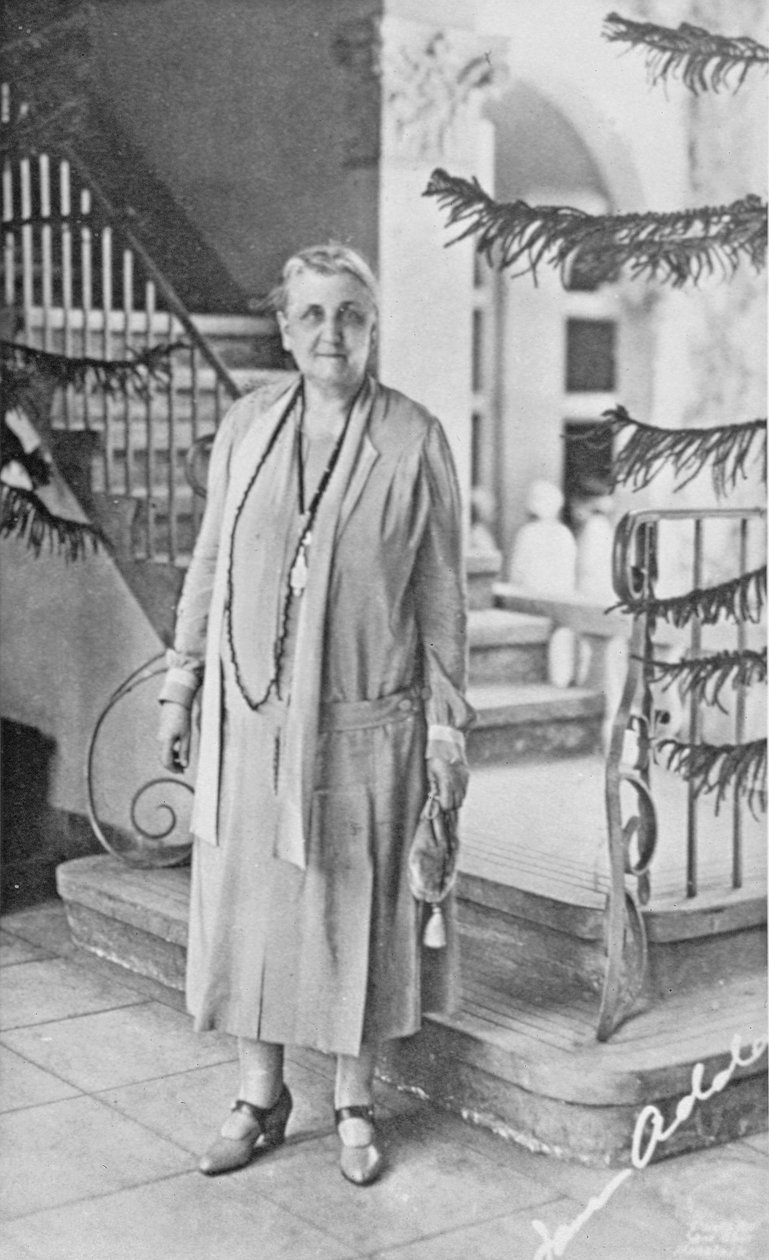 Jane Addams, 1925 körül alkotó: American Photographer
