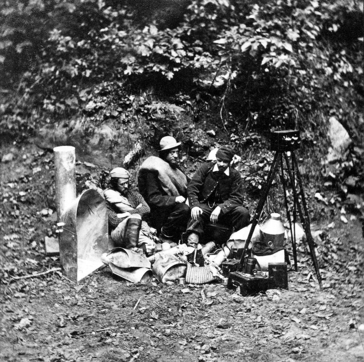 Fotósok és felszereléseik a Mammoth Cave belsejének fotózását célzó expedíción a Magnesium Light Views in Mammoth Cave, 1866 sorozatból alkotó: American Photographer