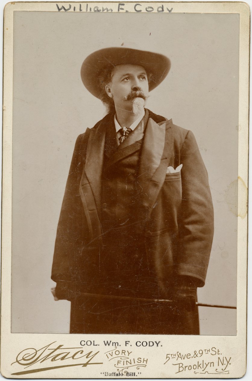 William Frederick Cody, Buffalo Bill (1846-1917), amerikai katona és előadóművész, fotó: Stacy, Brooklyn (album fotó) alkotó: American Photographer