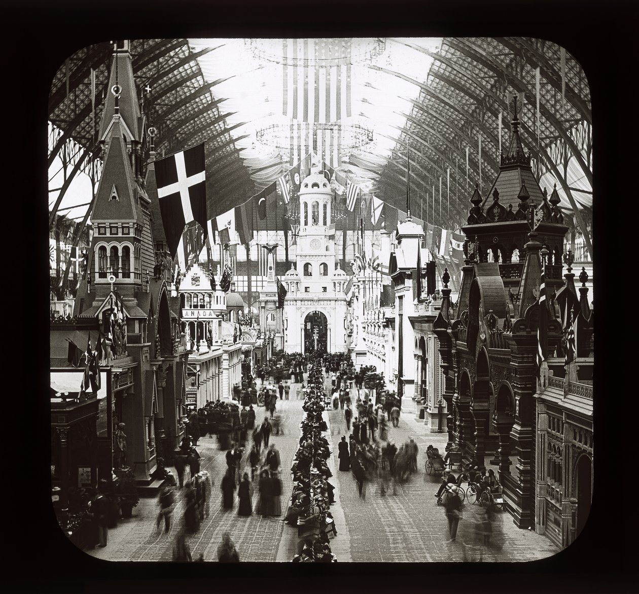 Worlds Columbian Exposition: Liberal Arts Building, Chicago, 1893 (lámpás csúszda) alkotó: American Photographer