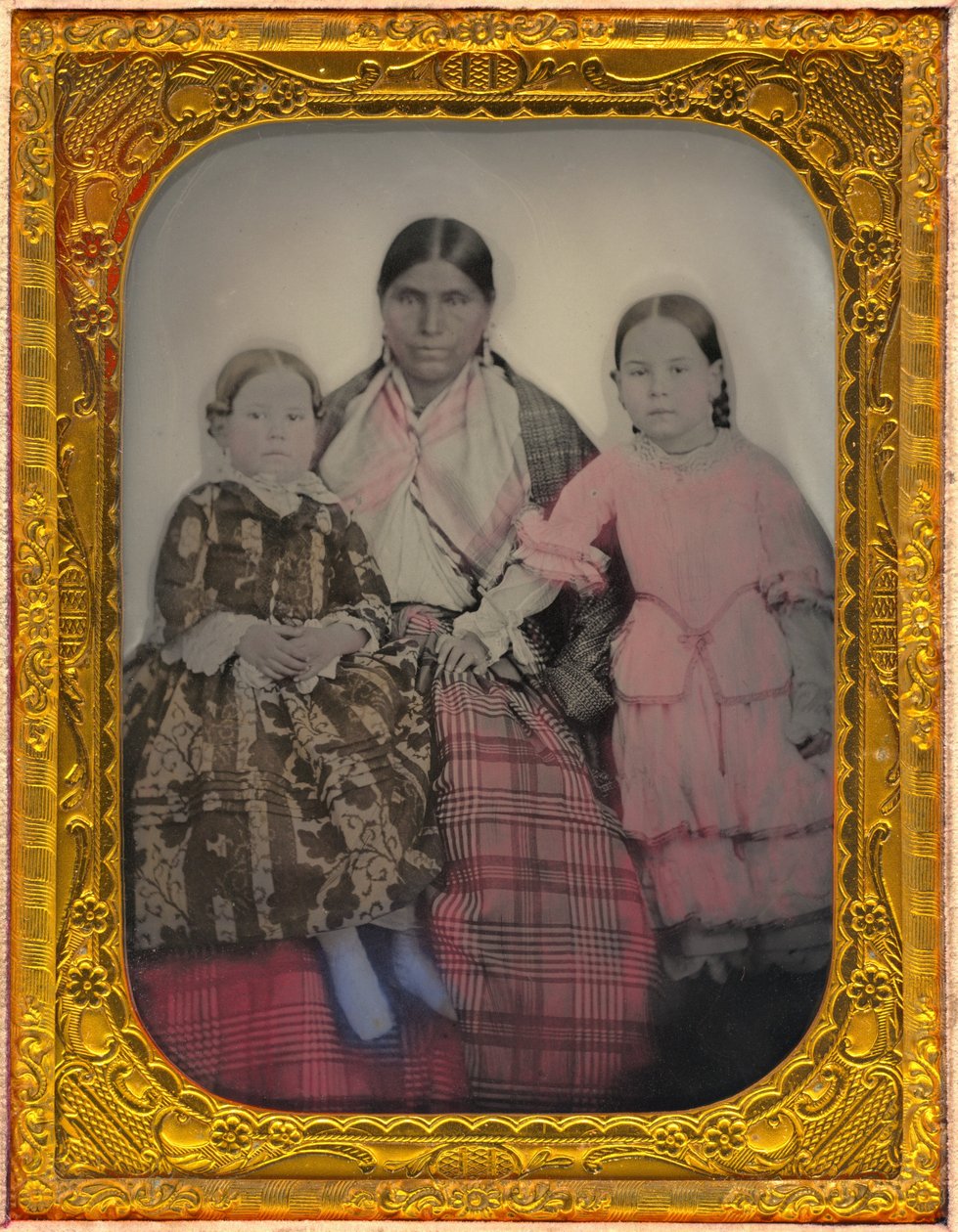Egy nő és két lány portréja alkotó: American 19th Century