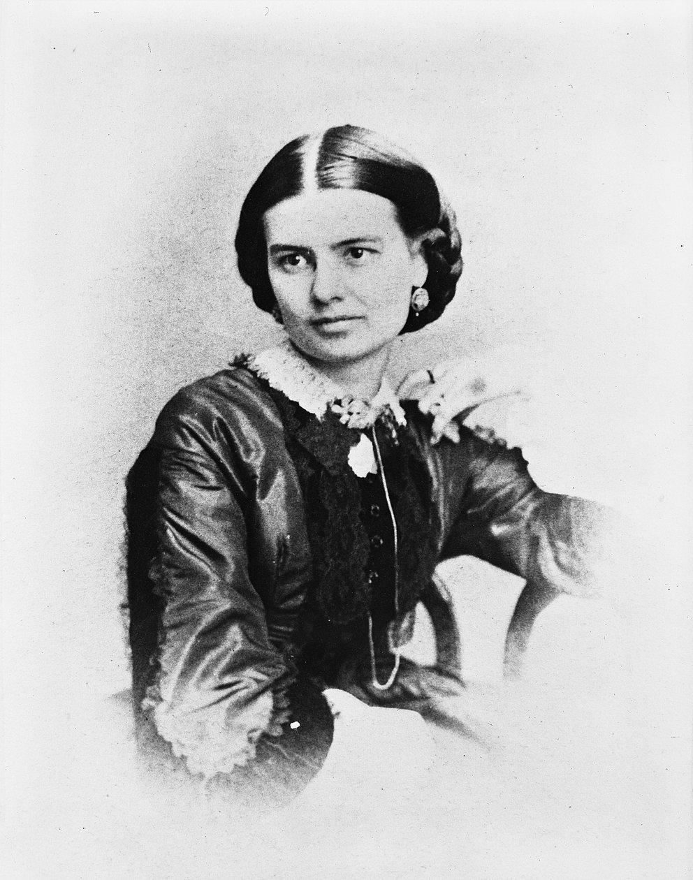 Ellen Arthur, 1860 körül (f/w fotó) alkotó: American Photographer