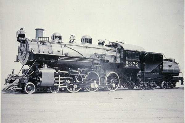 A Southern Pacific Railroad 2372 osztályú T-32 motorja (f/w fotó) alkotó: American Photographer