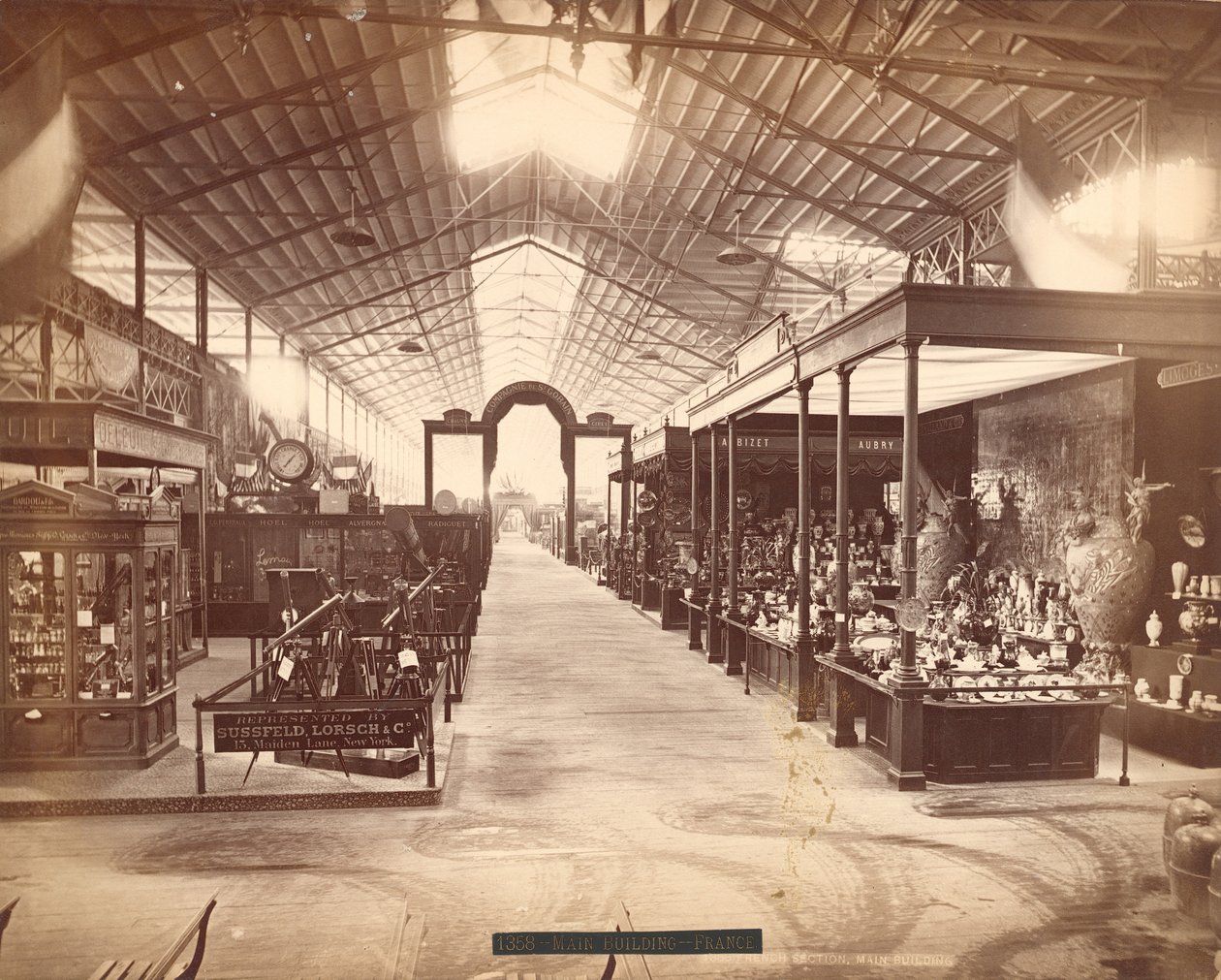 Francia részleg, főépület, százéves nemzetközi kiállítás, Philadelphia, 1876 alkotó: American Photographer