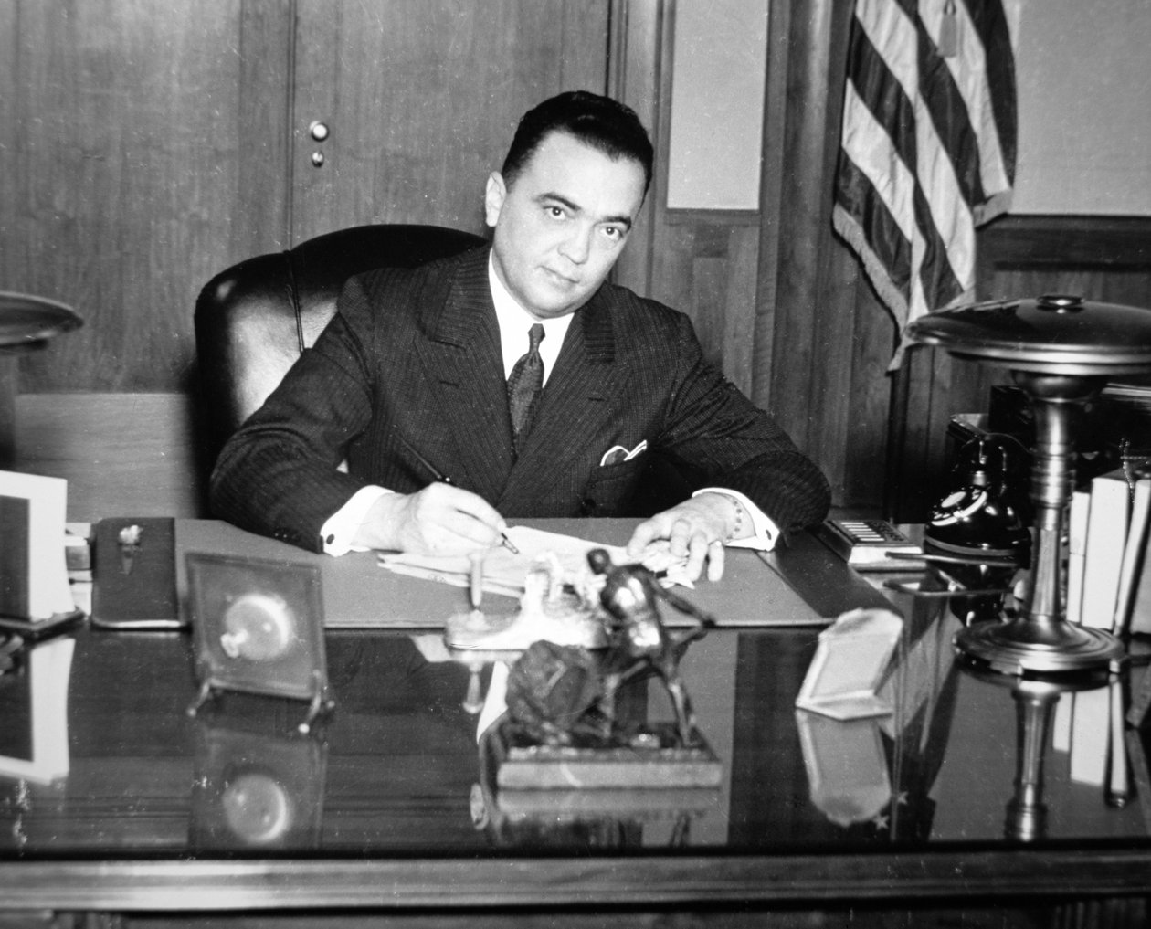J. Edgar Hoover (1895-1972) 1935 (f/w fotó) alkotó: American Photographer