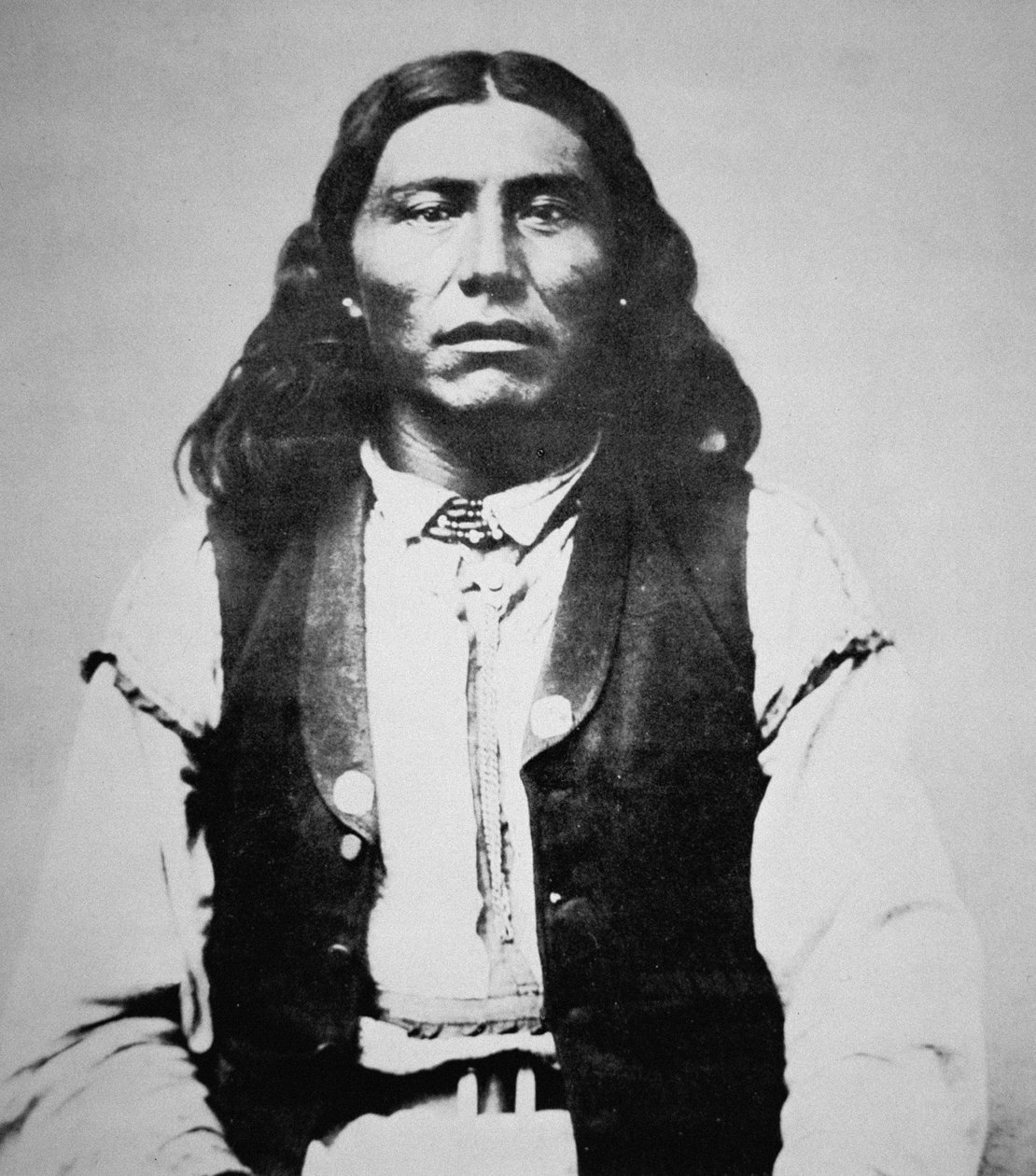 Naiche (megh. 1874) Az arizonai chiricahua apacsok vezetője (f/w fotó) alkotó: American Photographer