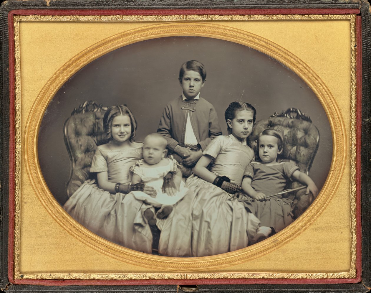 Öt gyermek portréja,c. 1850 (fotó) alkotó: American Photographer