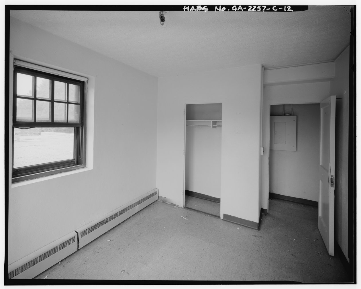 Techwood Homes, Building No. 1, 575-579 Techwood Drive, Atlanta, Fulton County, GA (f/w fotó) alkotó: American Photographer