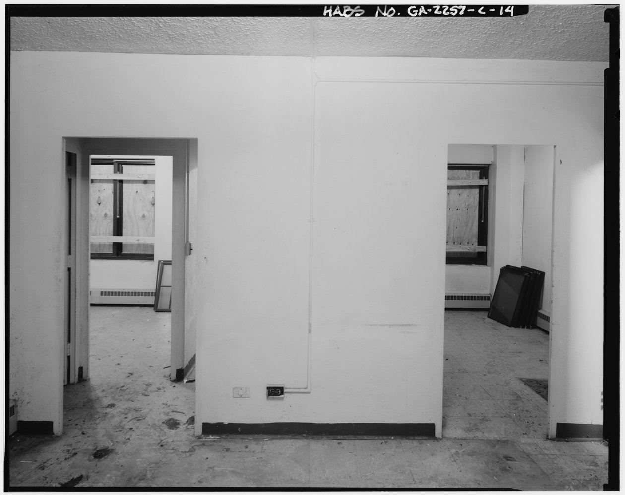 Techwood Homes, Building No. 1, 575-579 Techwood Drive, Atlanta, Fulton County, GA (f/w fotó) alkotó: American Photographer
