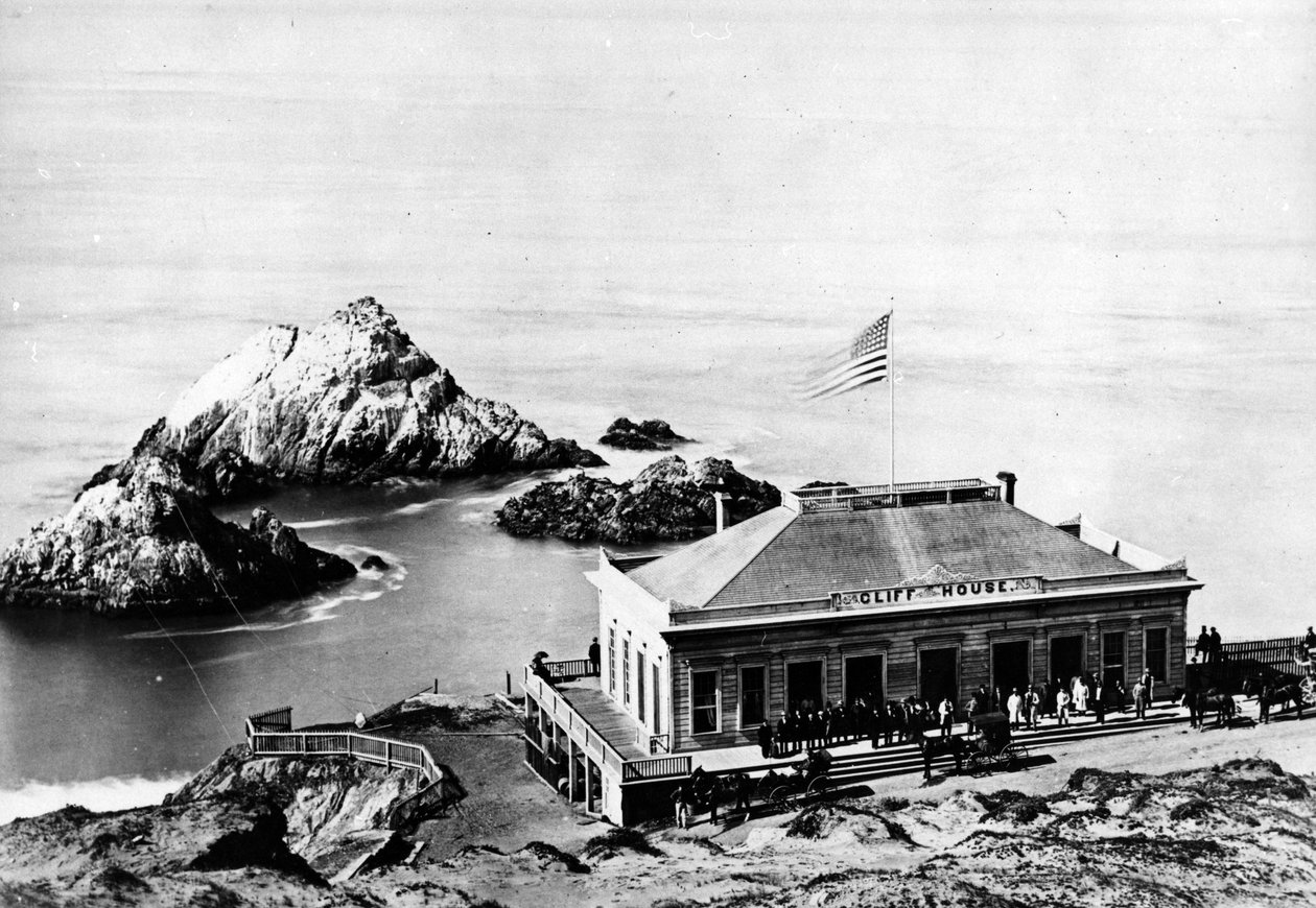 The Cliff House, San Francisco, 1863-8 alkotó: American Photographer