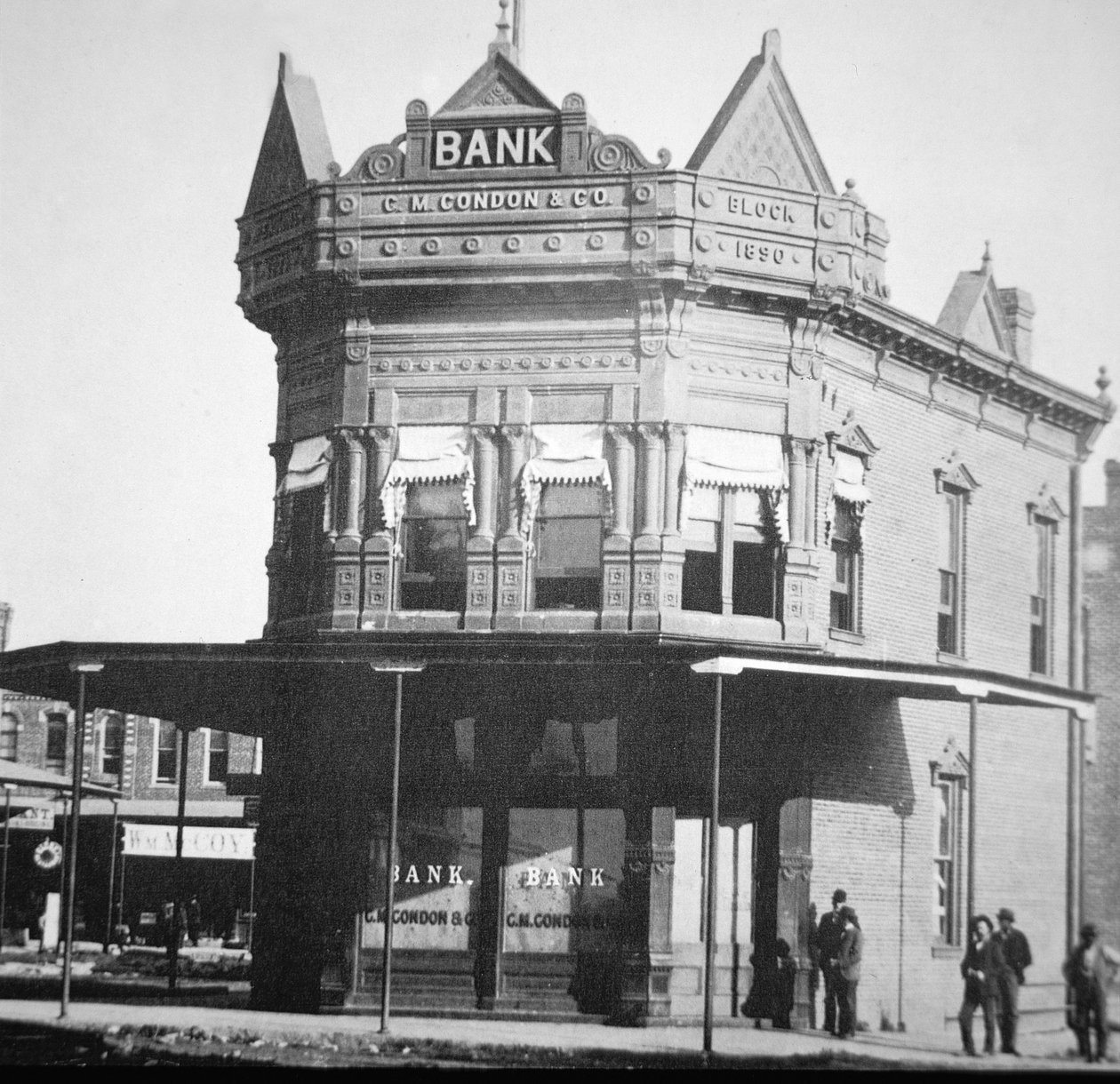 A Condon Bank, Coffeyville, Kansas alkotó: American Photographer