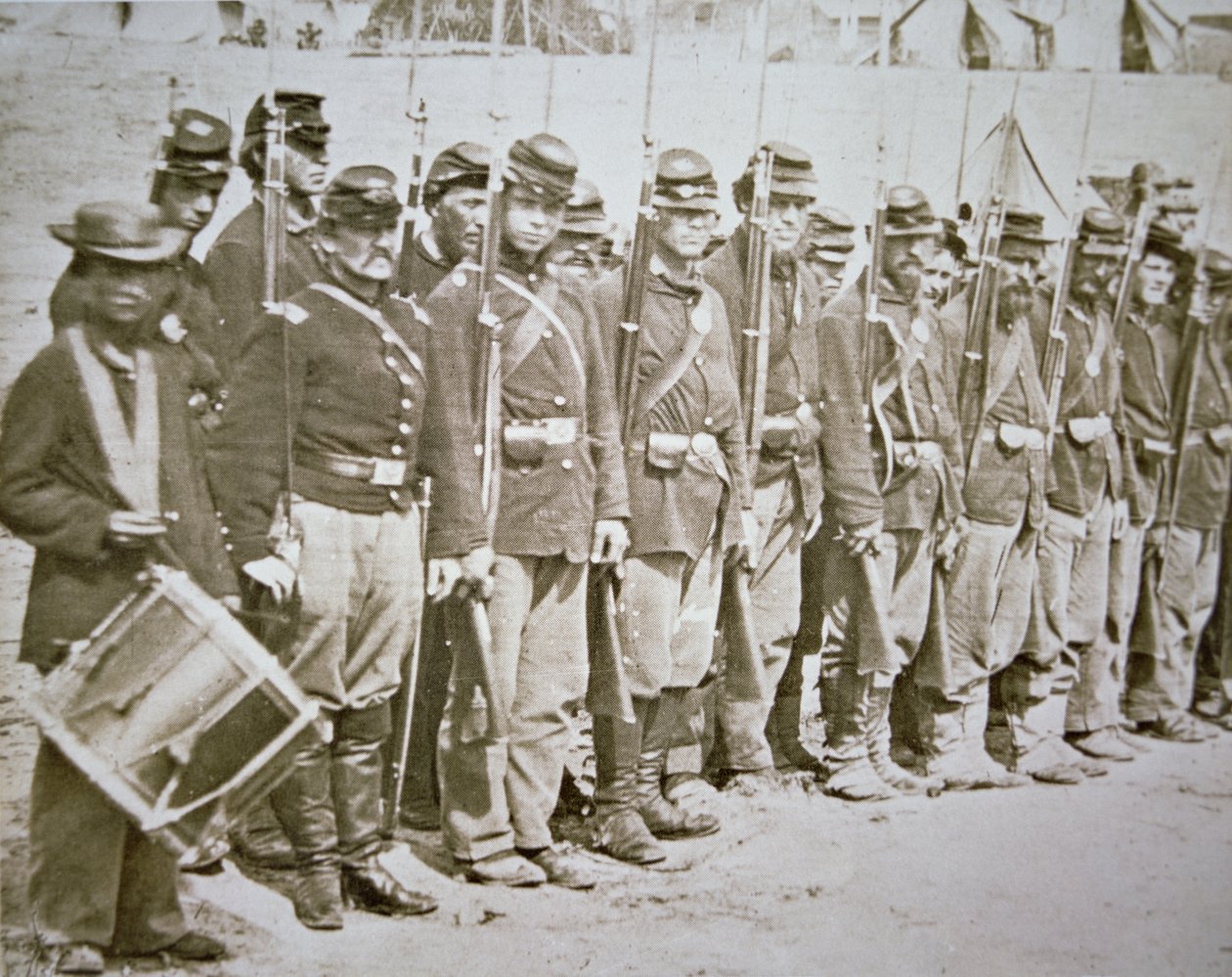 A hatodik Maine-i gyalogsági reg. Union Army, a fredericksburgi csata utáni felvonuláson alkotó: American Photographer