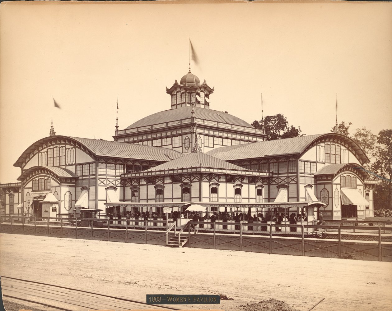 The Womens Pavilion, Centennial International Exhibition, Philadelphia, 1876 (albumnyomat) alkotó: American Photographer