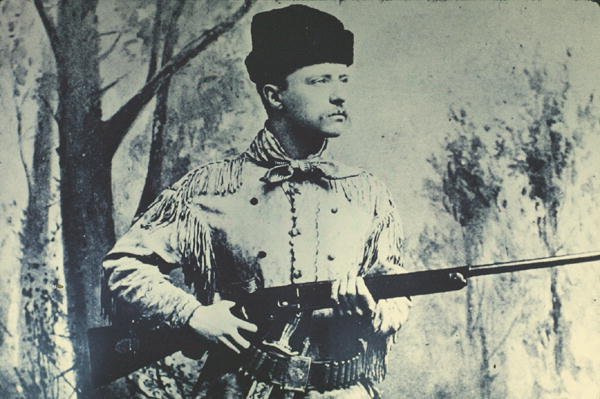 Theodore Roosevelt vadászruhában, 1885 körül (f/w fotó) alkotó: American Photographer