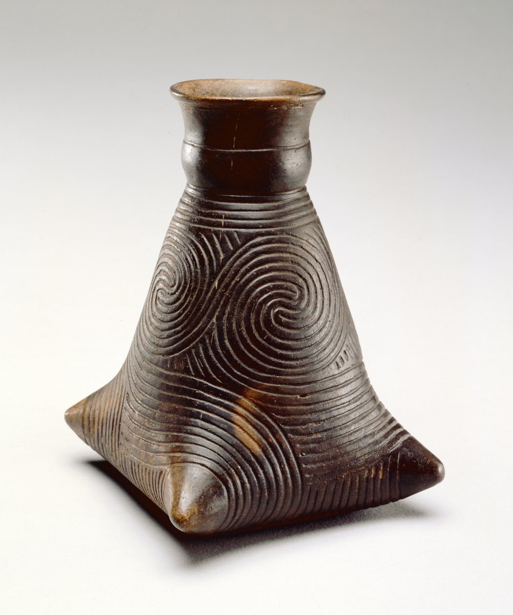 Caddo bekarcolt üveg, 1200-1500 (kerámia) alkotó: American School