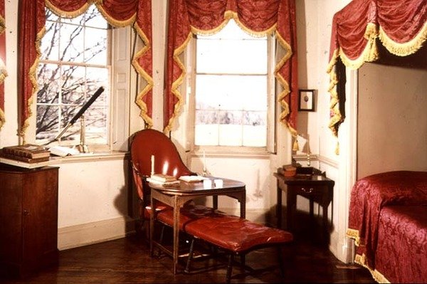 Sezlon és tárolószekrény Monticellóból, Thomas Jefferson otthonából, 18. század végén alkotó: American School