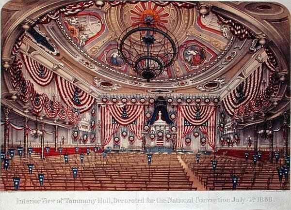 A július 4-i nemzeti kongresszusra feldíszített Tammany-terem belső nézete alkotó: American School