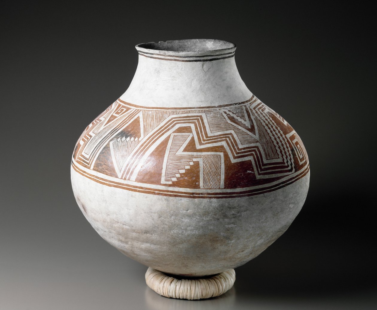 Mogollon tégely geometrikus mintázattal, fazon II, 1025-1150 (kerámia bikróm festéssel) alkotó: American School