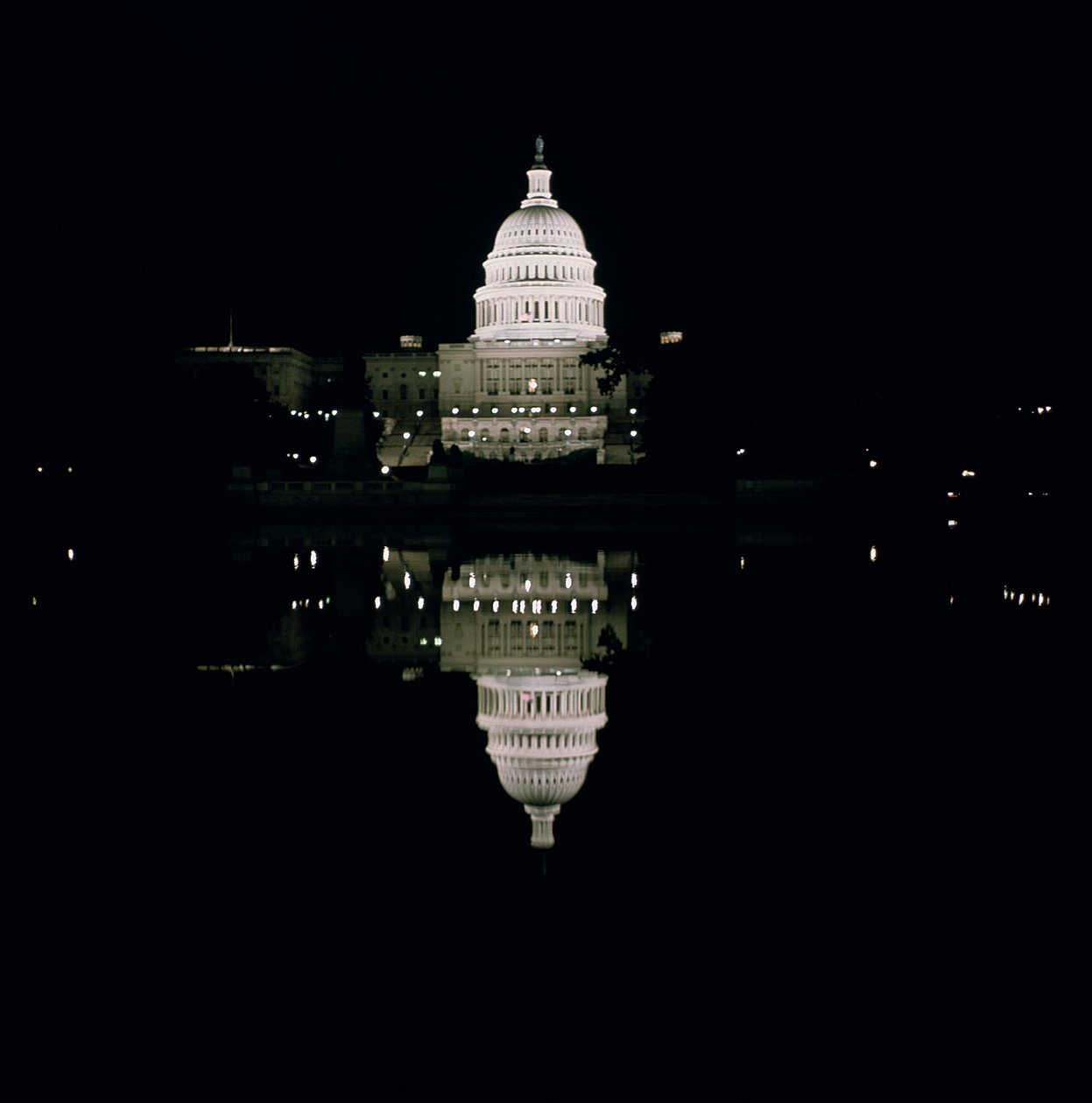 Éjszakai kilátás a Capitoliumra, 1793-1830 alkotó: American School