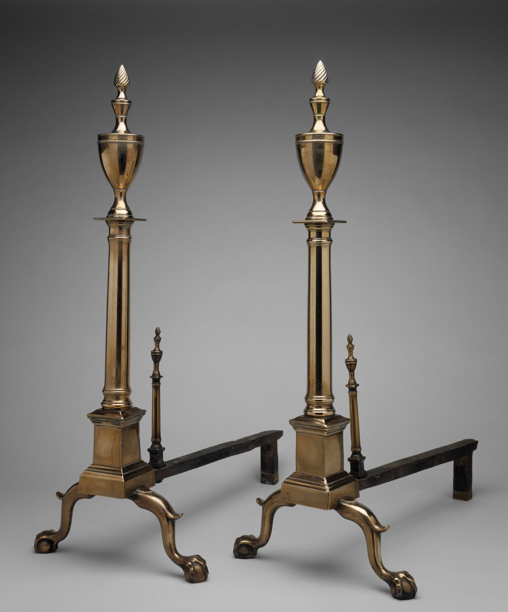Andiron pár alkotó: American School