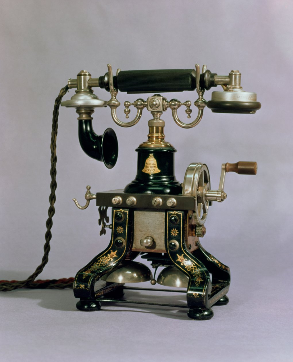 Telefon, National Telephone Service, USA, 1890 alkotó: American School