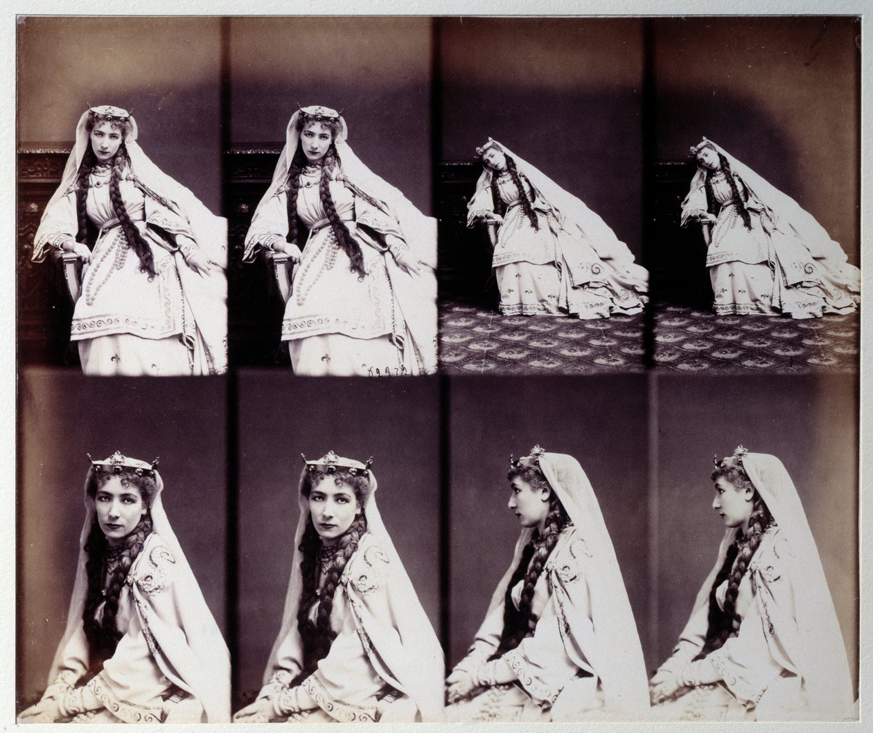 Henriette Rosine Bernard portréja Sarah Bernhardt (1844-1923) színpadi jelmezben. alkotó: Andre Adolphe Eugene Disderi