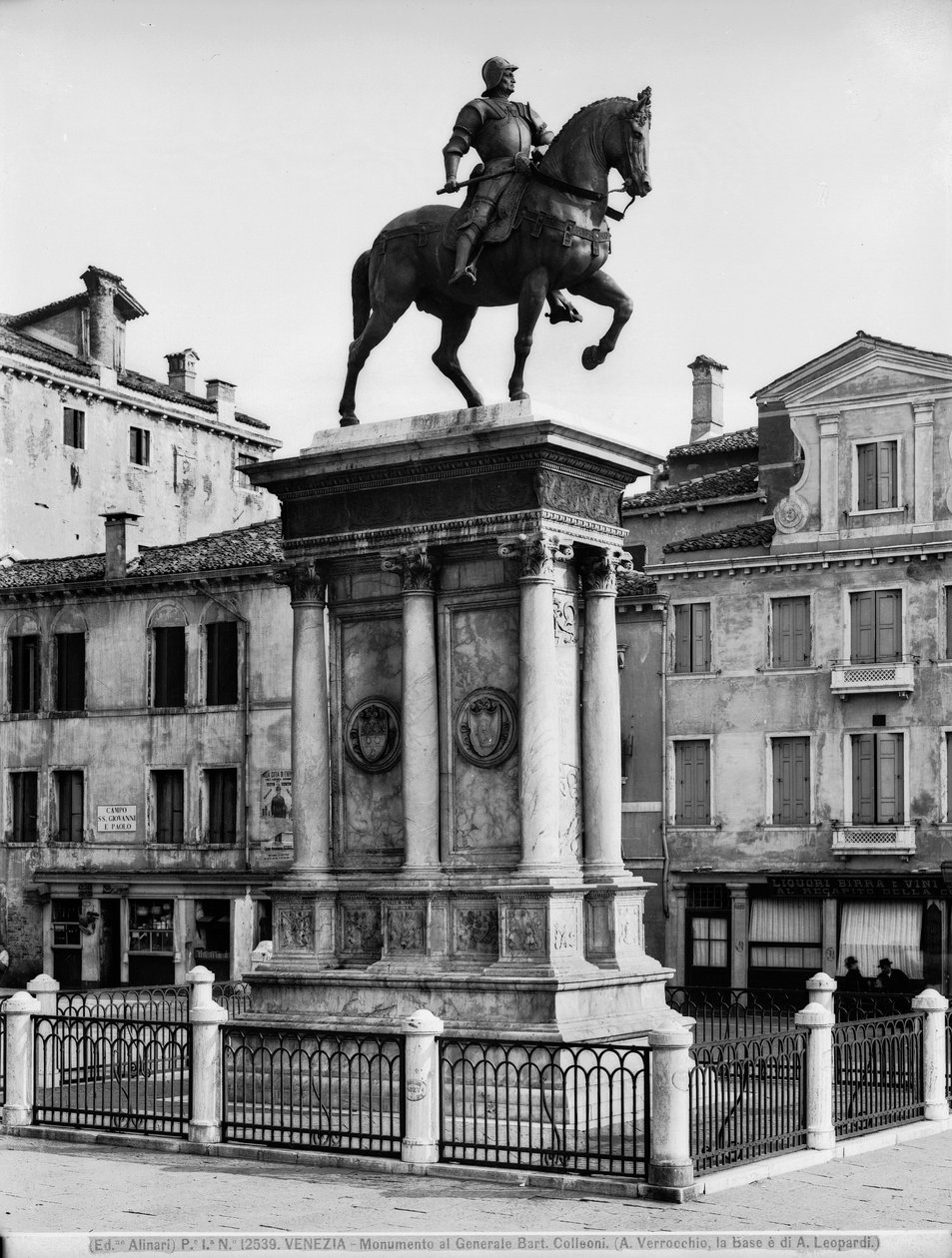 Bartolomeo Colleoni condottiere (1400-75) lovas szobra (bronz) (f / w fotó) alkotó: Andrea del Verrocchio