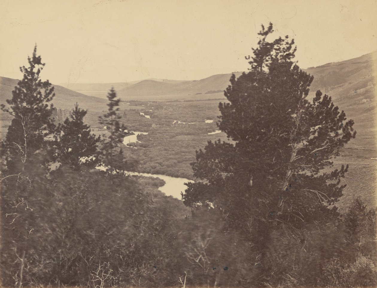 14. tábla. A Great Laramie völgye a hegyek felől,1869 (fénykép) alkotó: Andrew Joseph Russell