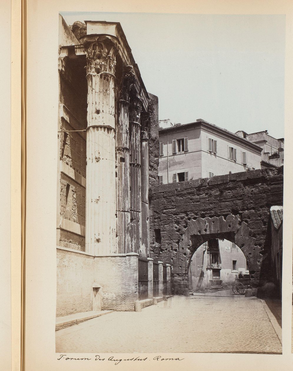 Augustus fóruma Rómában, Olaszországban Augustus fóruma. Roma (cím a tárgyon) alkotó: Anonymous