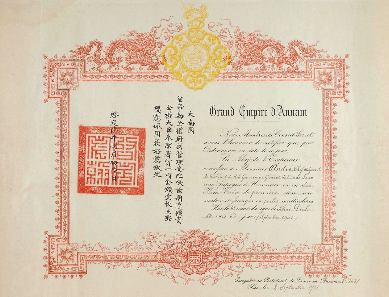 Becsületi oklevél Kim Tiennek, az Annam Birodalom 1. osztályának katonája, vietnami régió (indokínai francia). Tinta dátumpapíron dd 1921, teljes méret 51cm X 40cm. alkotó: Anonymous Anonymous