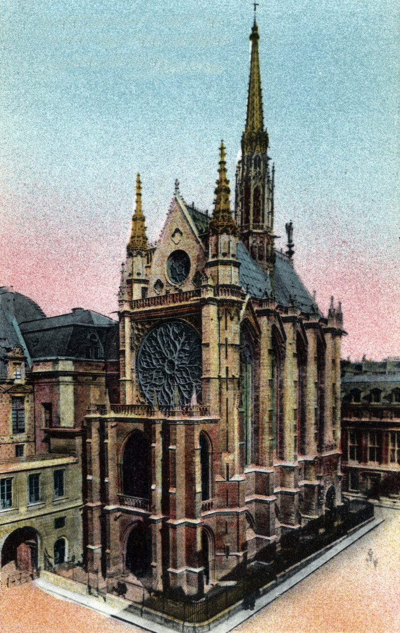 Párizs: a Sainte Chapelle (Sainte-Chapelle) külső képe (13. század, gótikus építészet). Fénykép 1920-ból Párizs városának „”művészeti albumában”. Magángyűjtemény. alkotó: Anonymous Anonymous