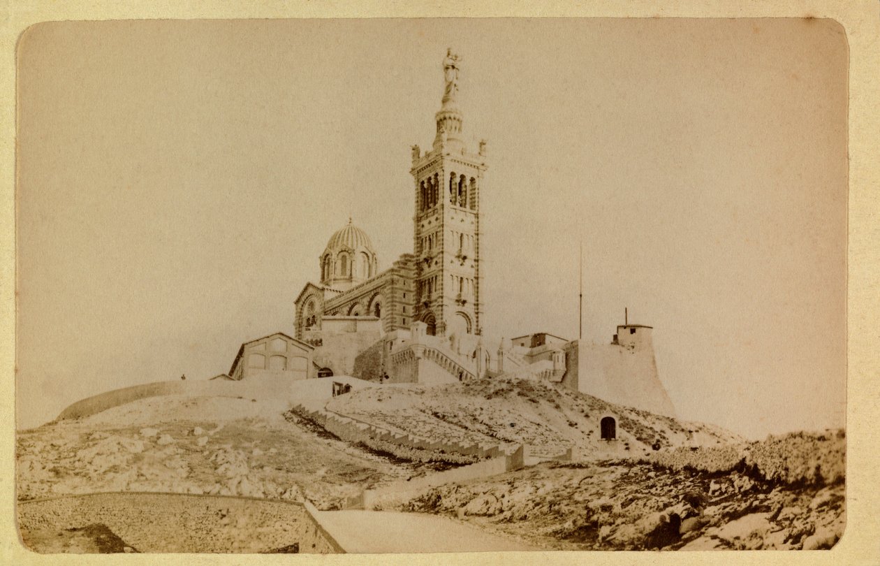 Marseille városa és környéke 1885-1890 körül: Notre Dame de la garde, Magángyűjtemény alkotó: Anonymous Anonymous