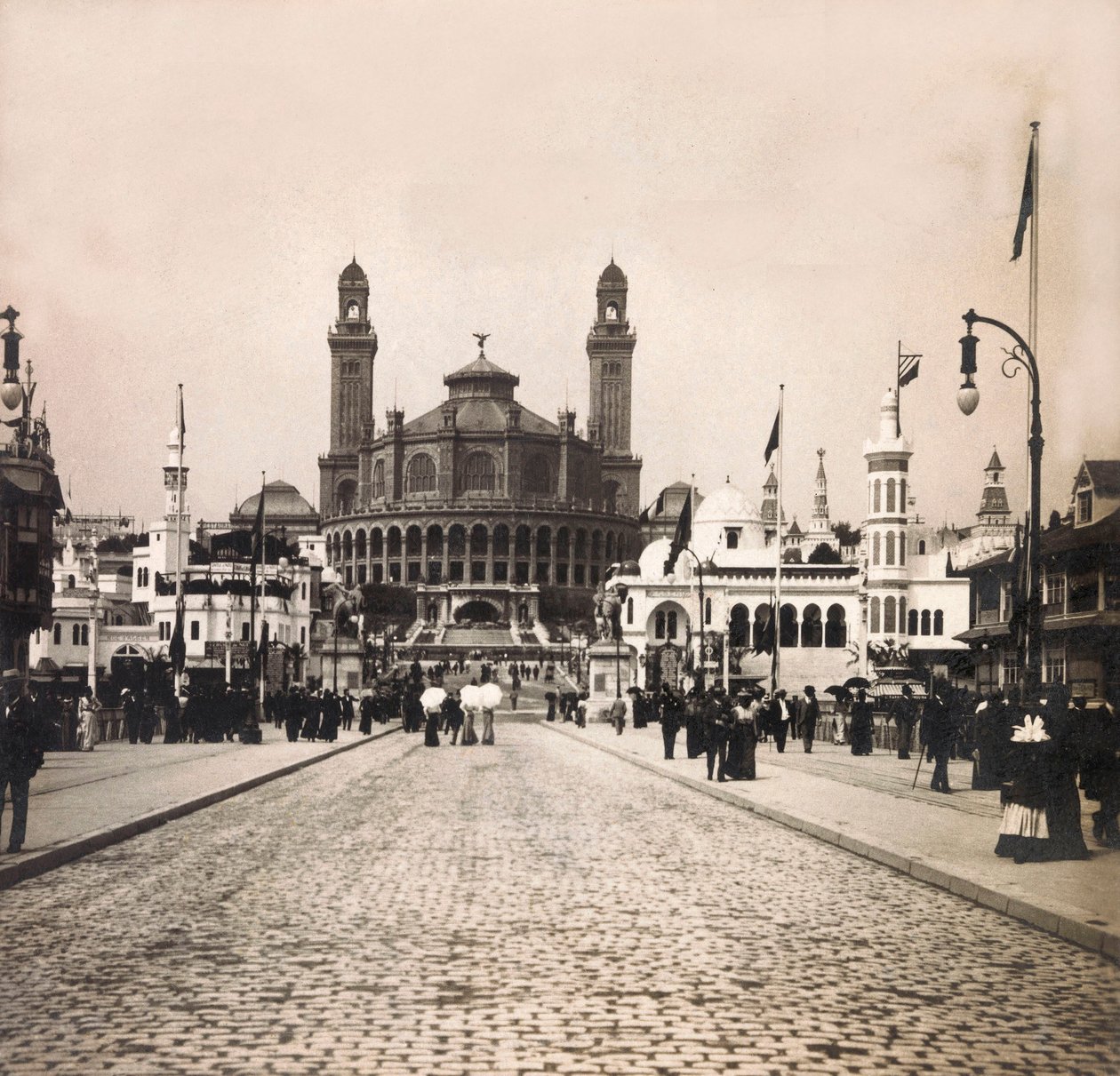 1900-as egyetemes kiállítás – Universelle de 1900 kiállítás Párizsban: Le Trocadero – magángyűjtemény alkotó: Anonymous Anonymous