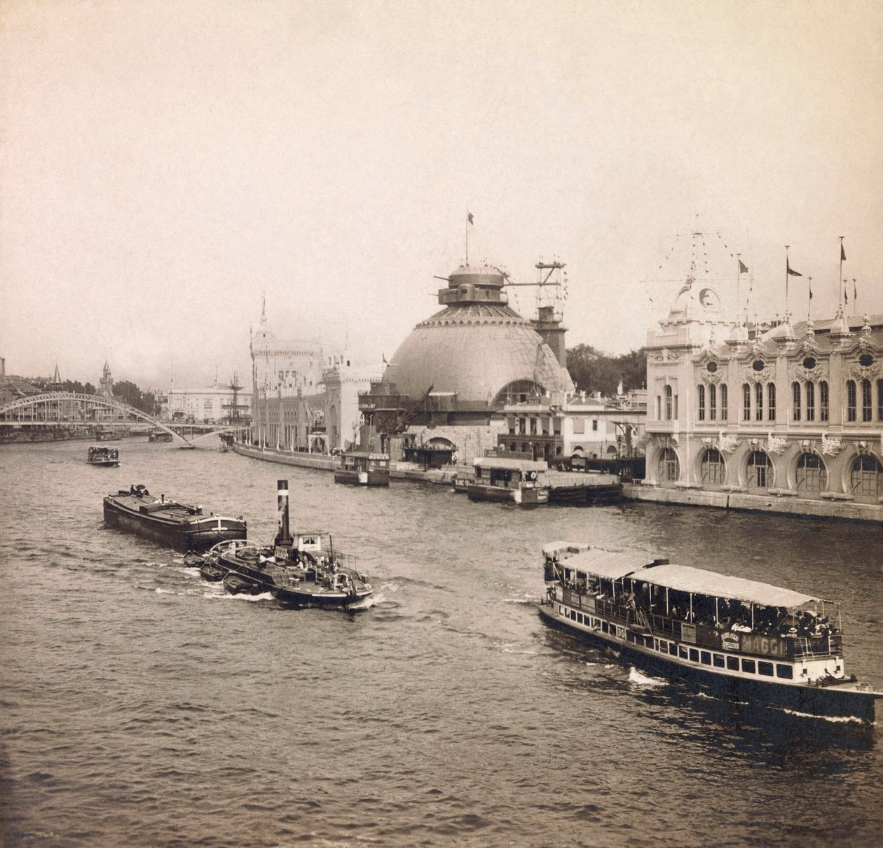 1900-as egyetemes kiállítás – Universelle de 1900 Párizsban: Panorámás kilátás a Szajnára, Bal part – magángyűjtemény alkotó: Anonymous Anonymous