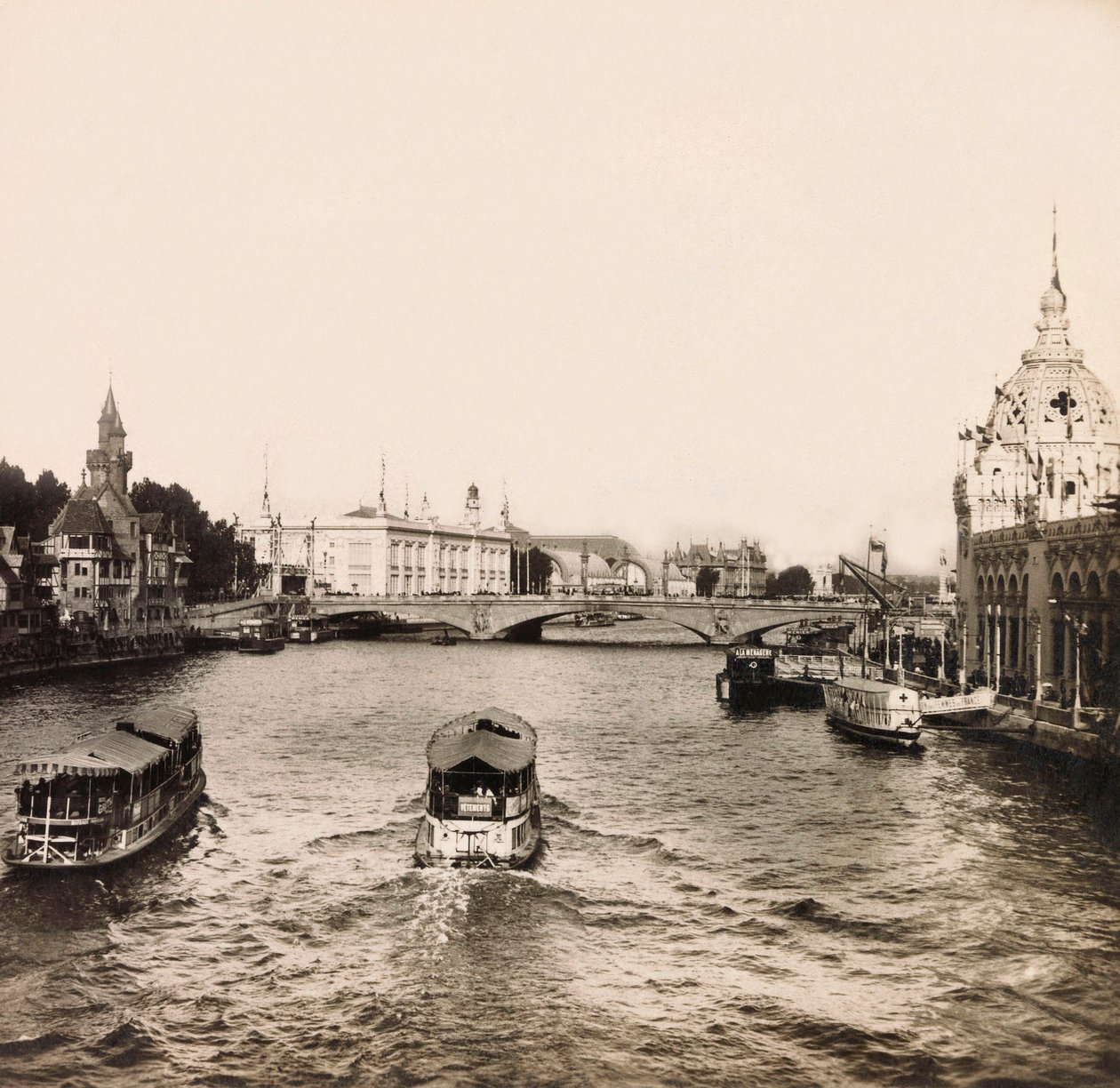 1900-as egyetemes kiállítás – Universelle de 1900 kiállítás Párizsban: Az Alma hídja – magángyűjtemény alkotó: Anonymous Anonymous