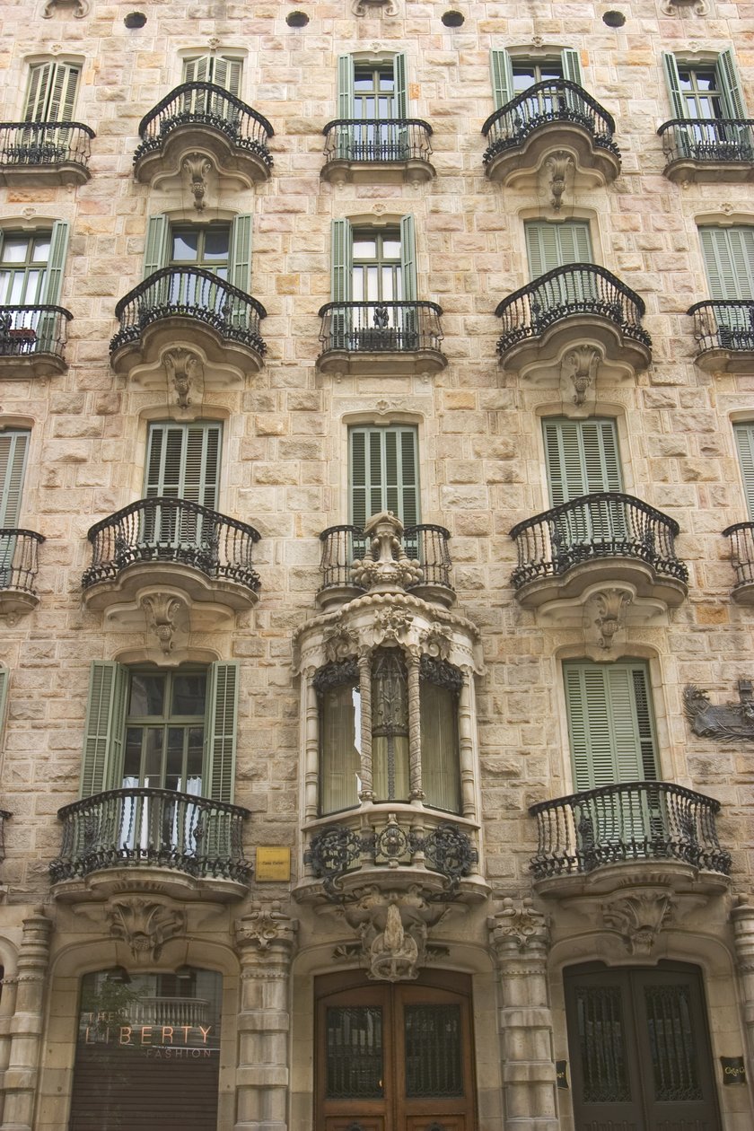 Homlokzat alkotó: Antonio Gaudi