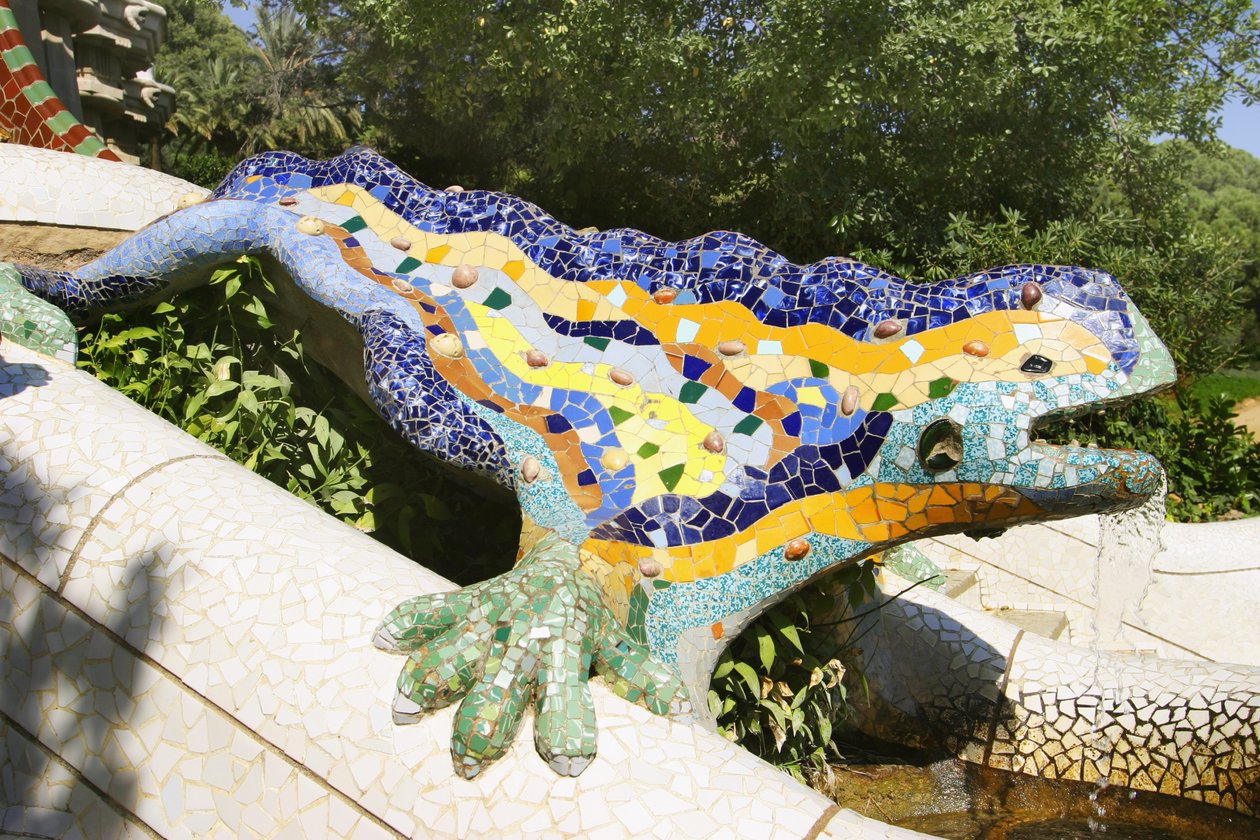Iguana, 1900-1914 körül (kerámia) alkotó: Antonio Gaudi