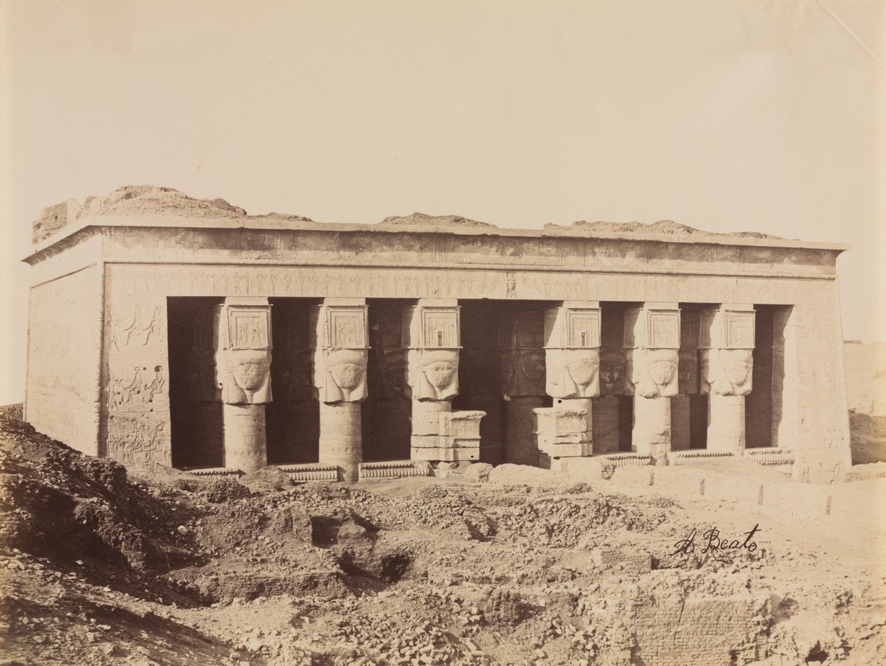 Dendera temploma alkotó: Antonio Beato