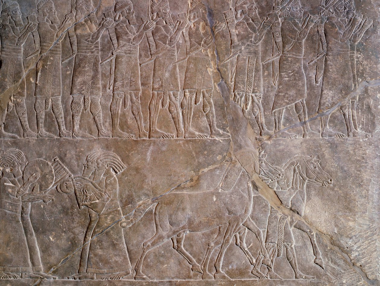 Keleti antikvitás: dombormű részlete mészkőben: Assurbanipal vagy Ashurbanipal, Asszír (Mezopotámia) király (Kr. e. 669-i. e. 627) páncéljának zenészei. Kr.e. 640. Ninivéből. Párizs, Louvre Múzeum alkotó: Assyrian