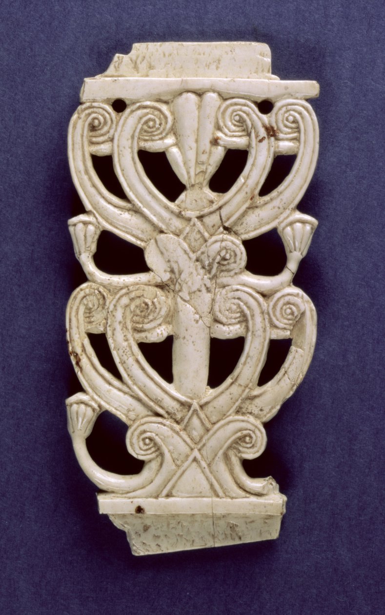 Palmette-töredék Fort Shalmaneser-ből, Nimrud, Kr.e. 8. század alkotó: Assyrian School