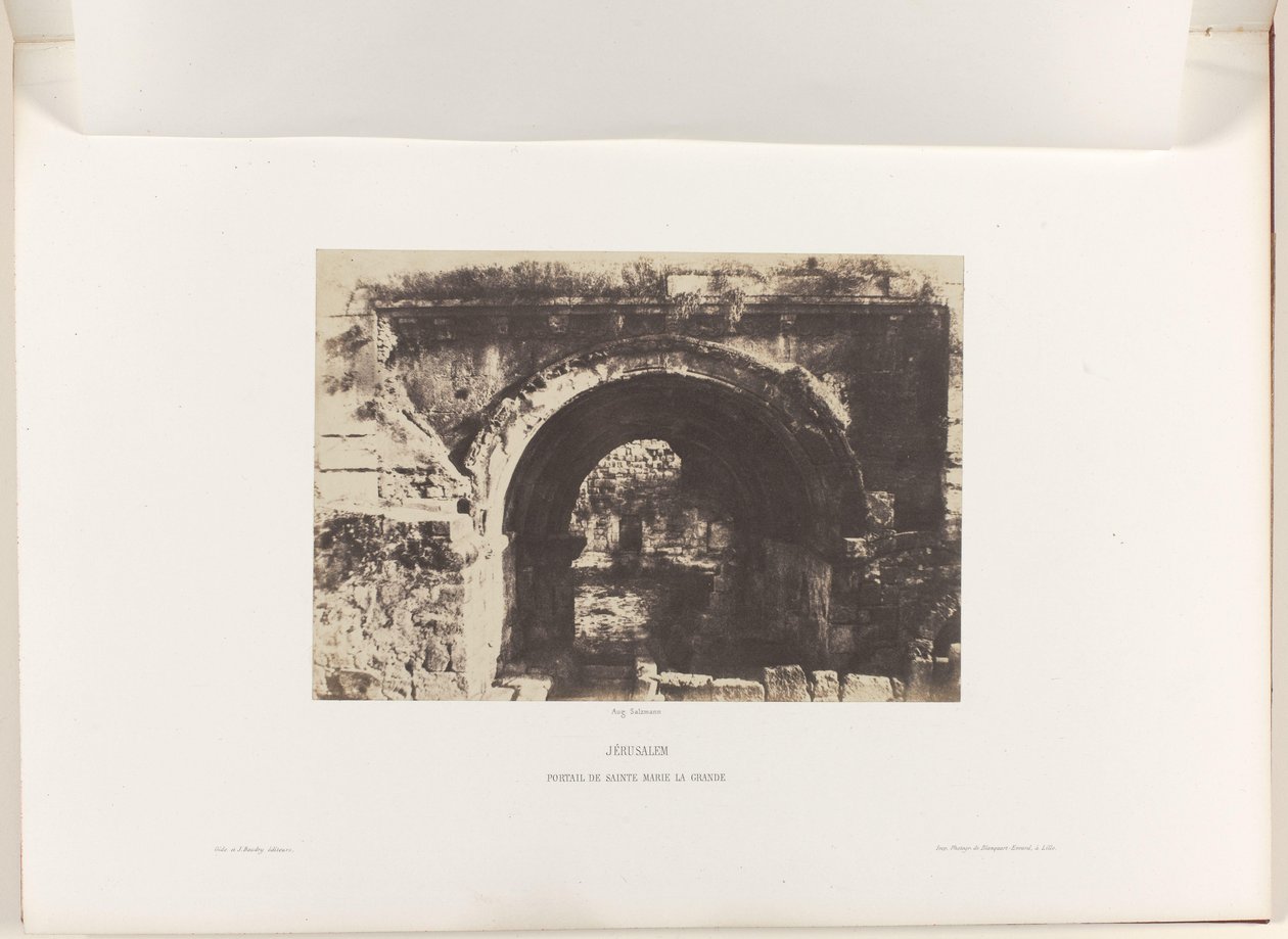 A Latinok Mária templomának boltíve, Jeruzsálem Jeruzsálem. Portail de Sainte Marie la Grande (cím a tárgyon) alkotó: Auguste Salzmann