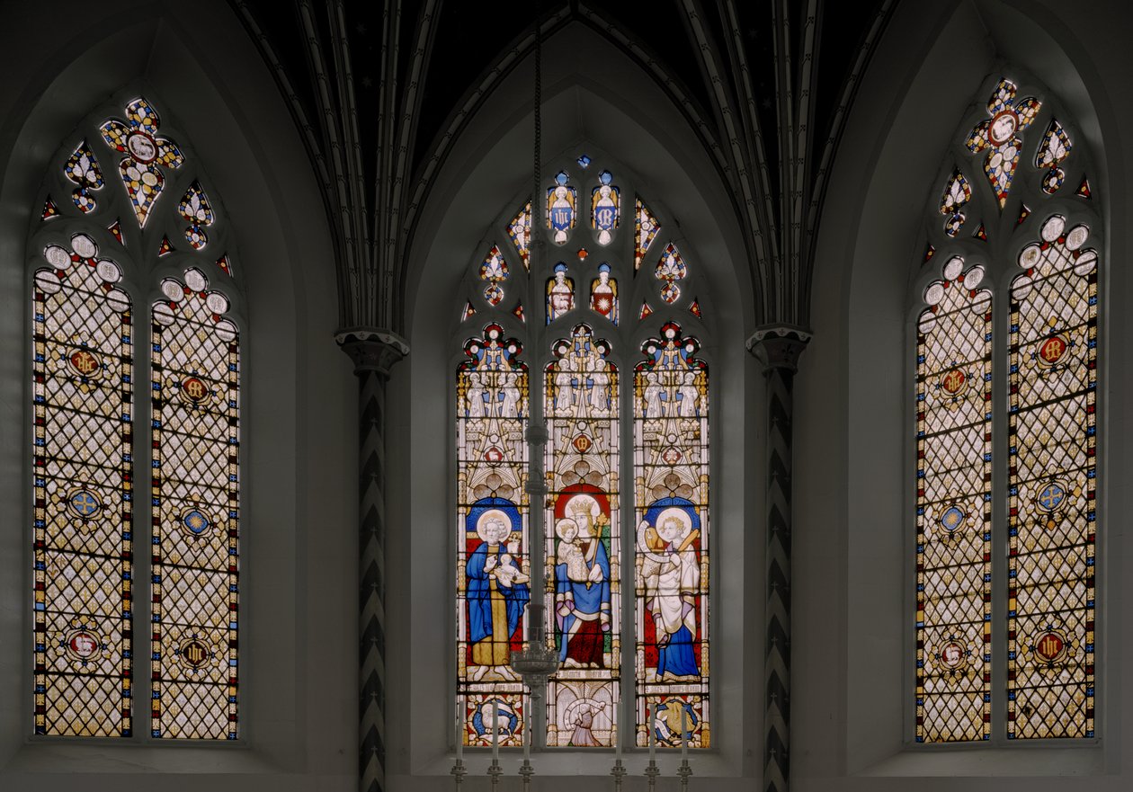 Apszisablak Keresztelő Szent Jánossal, Szűz és Gyermek és Szent János evangélista, 1841-42 (ólomüveg) alkotó: Augustus Welby Northmore Pugin