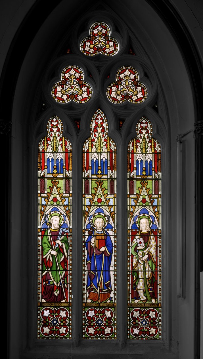 Szent Tamás, Nagy Szent Jakab és Kisebb Szent Jakab, 1849 (ólomüveg) alkotó: Augustus Welby Northmore Pugin