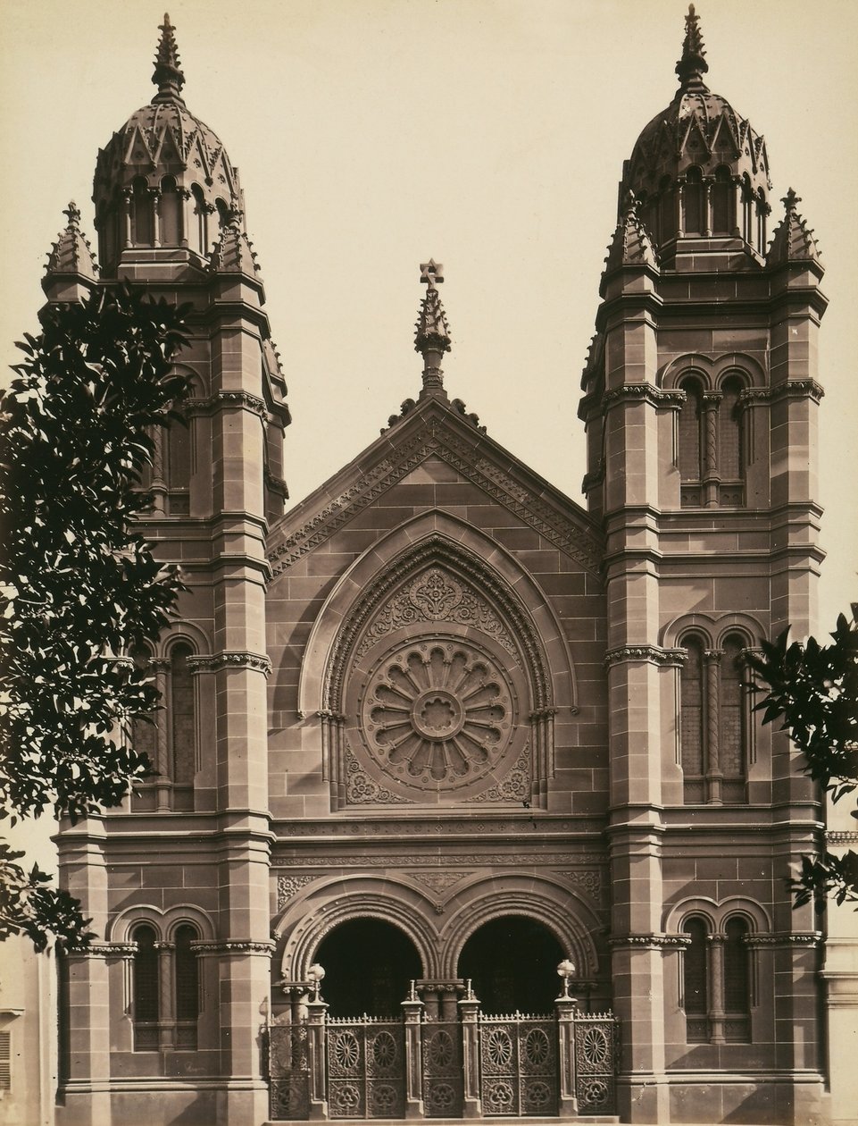 A Sydney-i Nagy Zsinagóga homlokzata alkotó: Australian Photographer