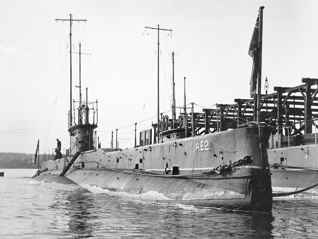 Az Ausztrál Haditengerészet (RAN) AE1 és AE2 tengeralattjárói, 1914 körül alkotó: Australian Photographer