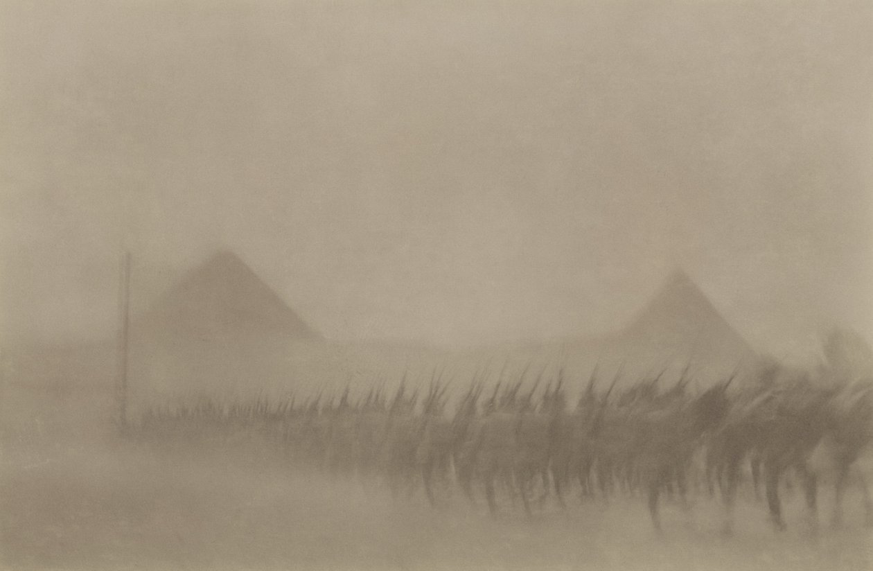 Ausztrál gyalogság menet közben egy porviharban, amelyet Egyiptomban Khamseenként ismernek, 1915 alkotó: Australian Photographer
