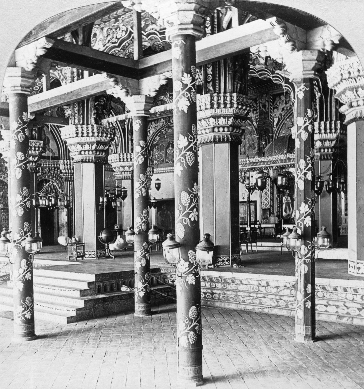 A Mahratta durbar terem, Tanjore hercegnőjének palotája, Tanjore Thanjavur, India, 1901. alkotó: B. L. Singley