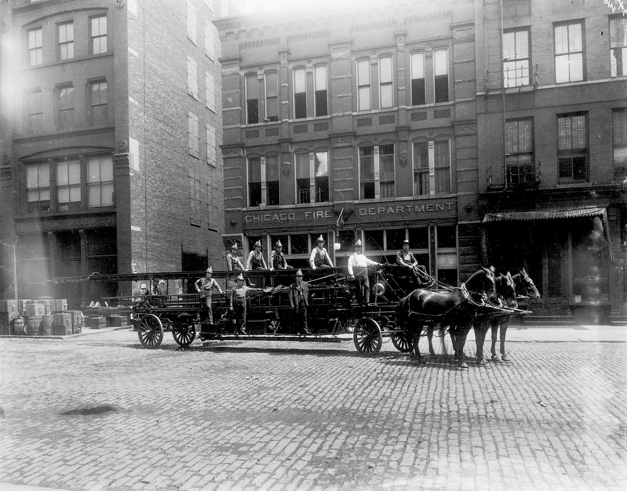 Chicago Fire Department Motor House No. 40, Chicago, Illinois, USA, 1905 körül (f/w fotó) alkotó: Barnes and Crosby