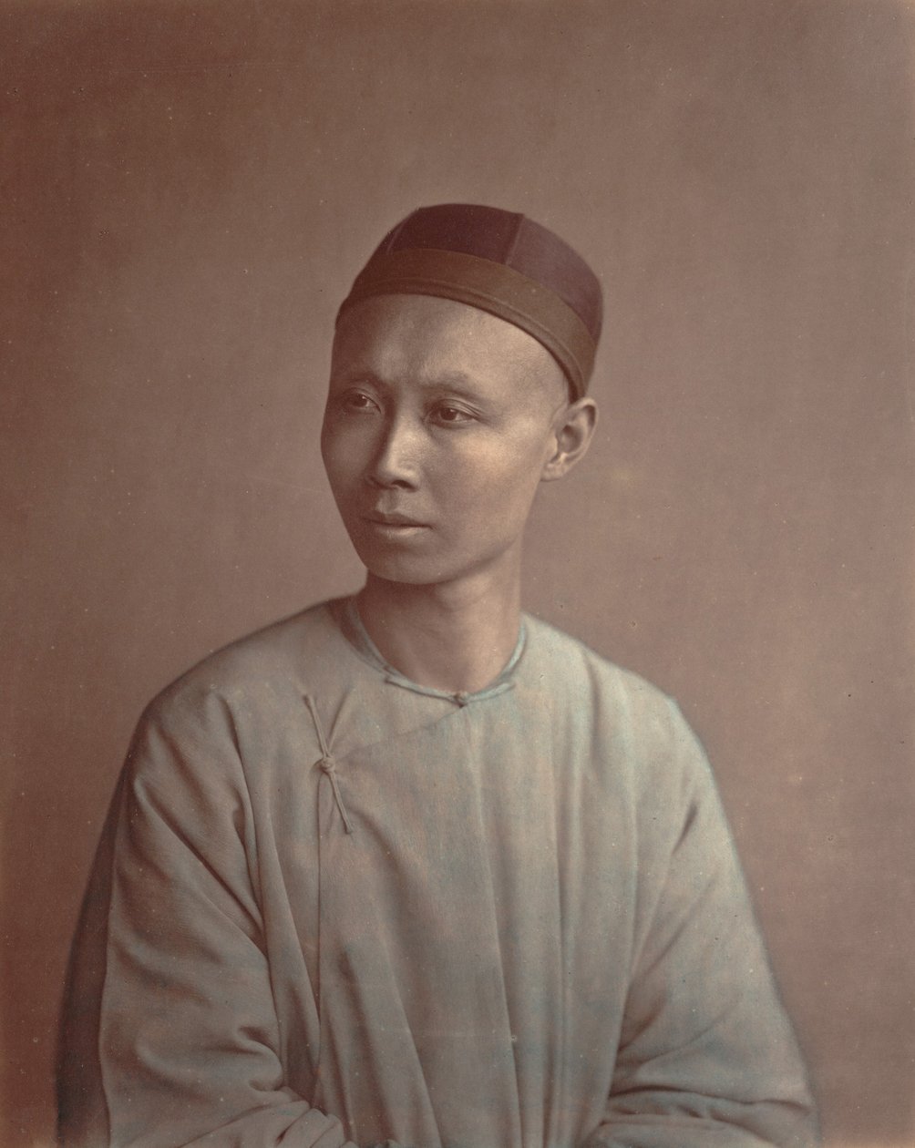 Tolmács az Osztrák-Magyar Követség számára, 1870-es, 1870-es évek. alkotó: Baron Raimund von Stillfried